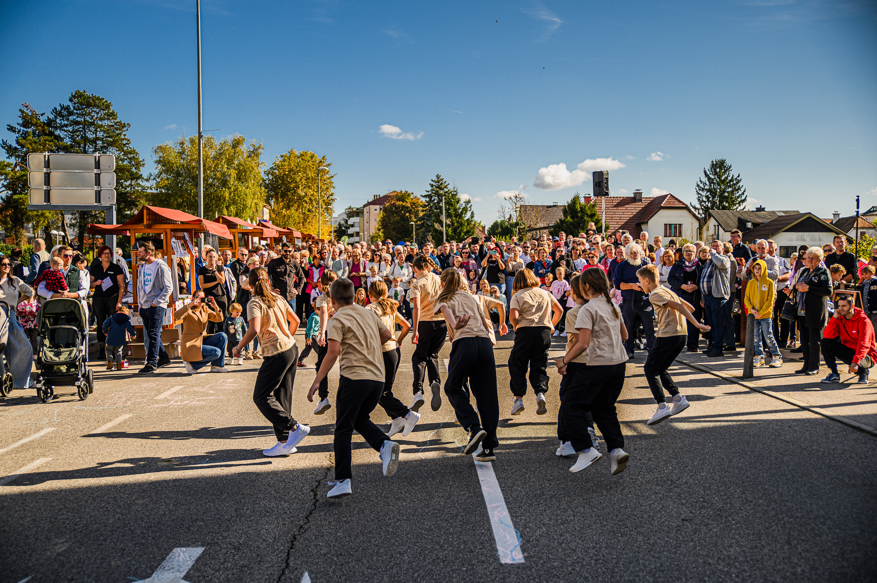 Predstavitev turističnih društev in kuhanje Županovega golaža