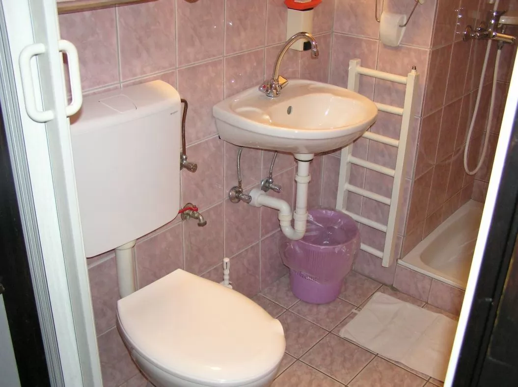 Prenočišča pod Šentvidom