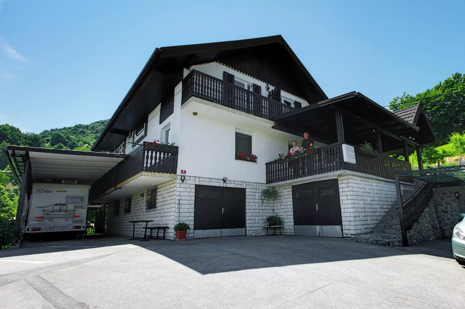 Prenočišča pod Šentvidom