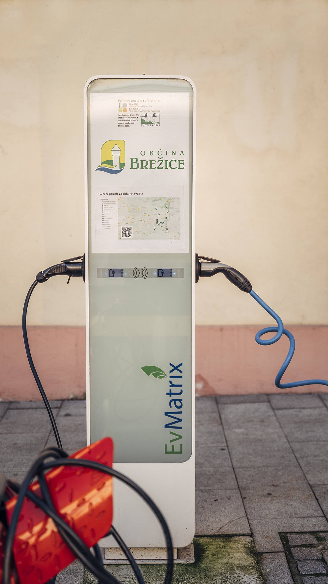 Pridite v Brežice z električnim avtomobilom