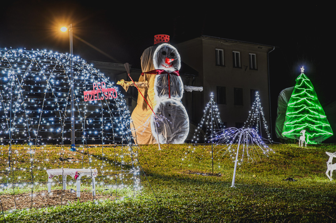 Prižig lučk na Bizeljskem