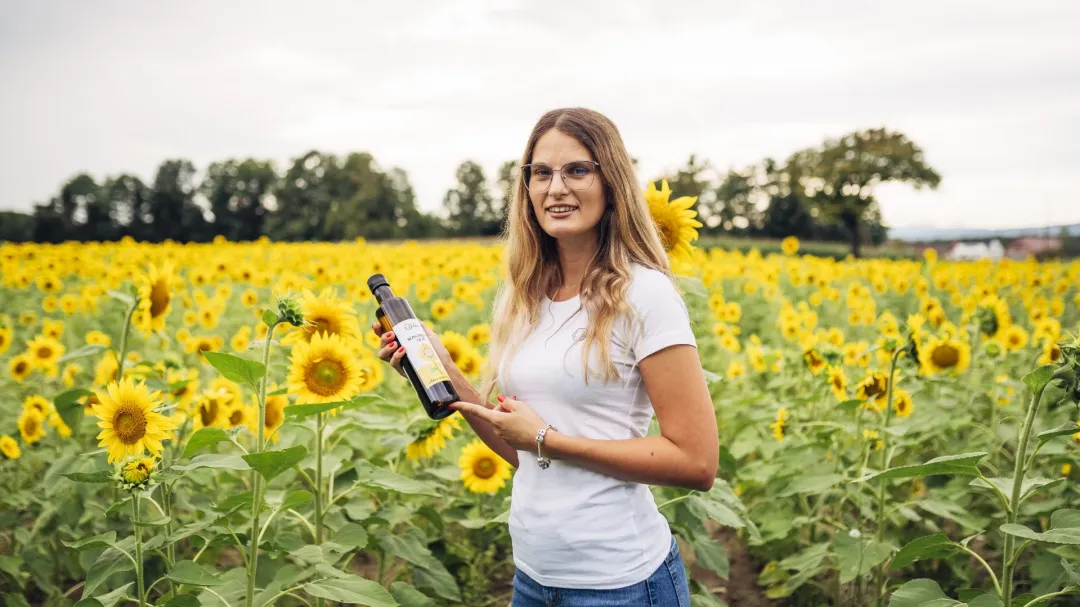 Products of Volovec family