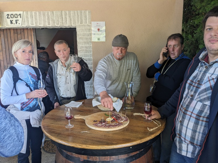 pxl_20241012_092353127