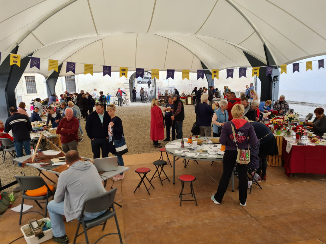 Sejem rokodelskih znanj in grajska tržnica