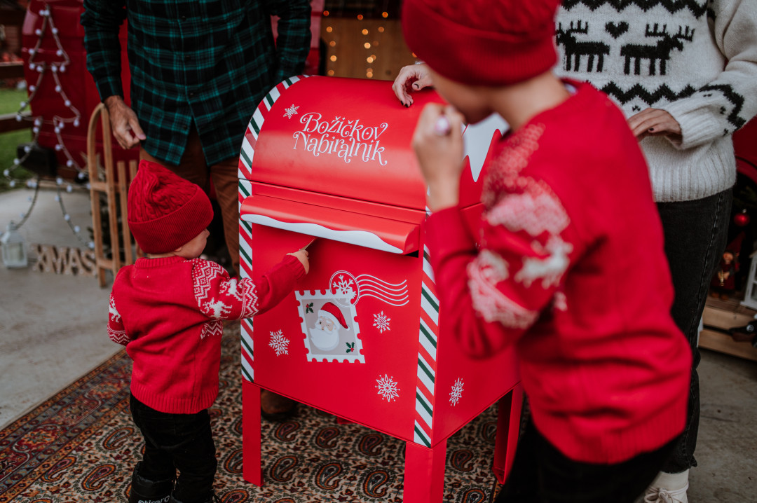 Škratova pot med lučkami