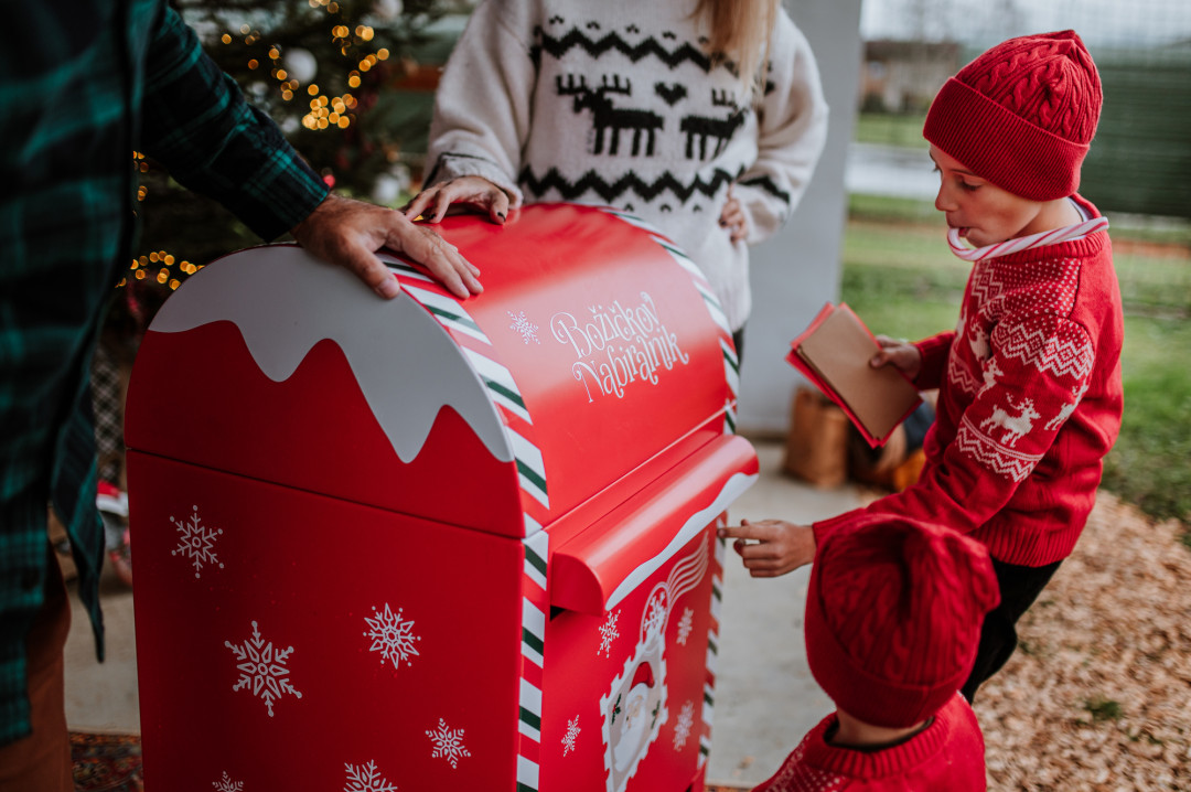 Škratova pot med lučkami