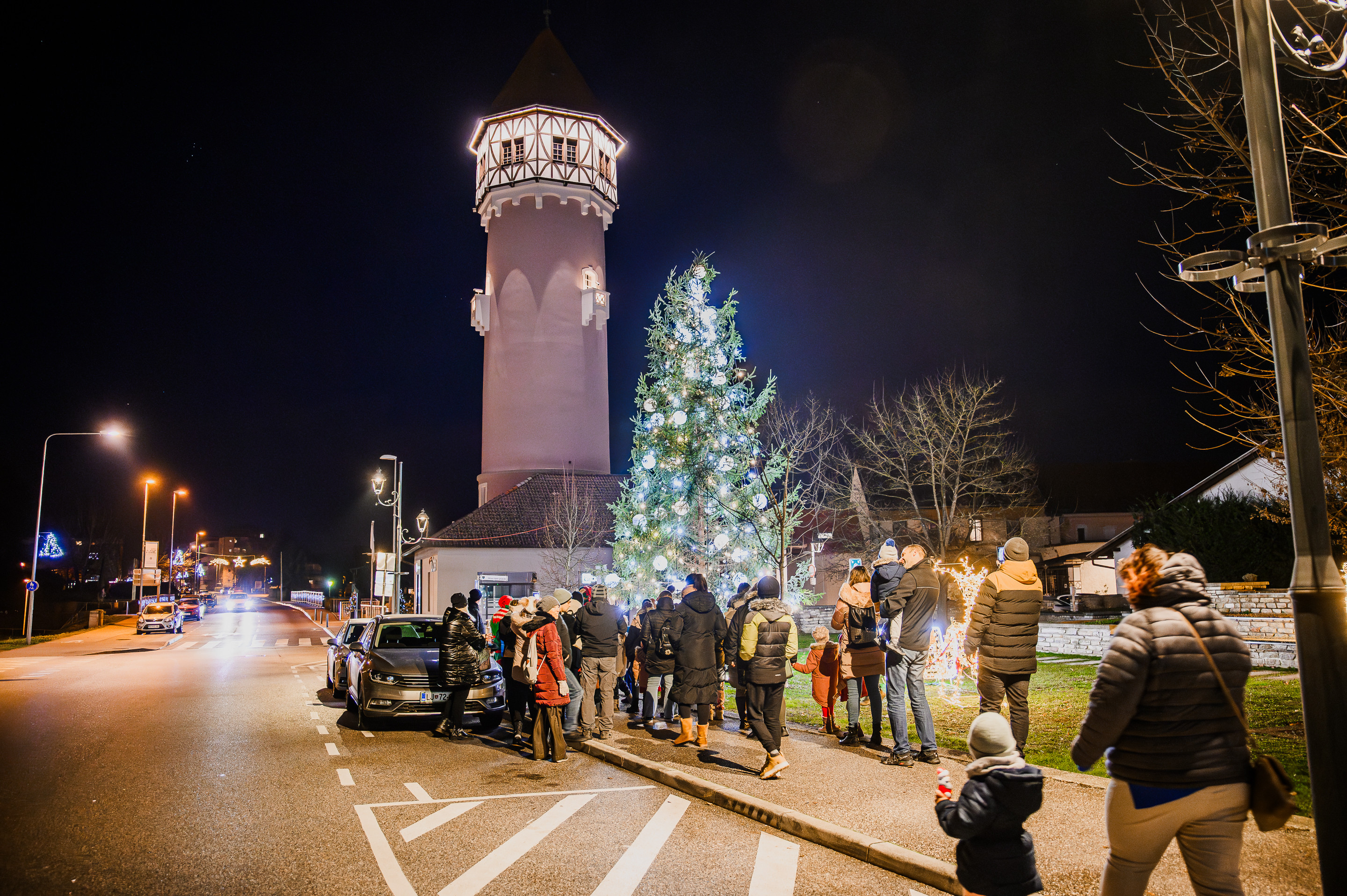 Škratova pot med lučkami