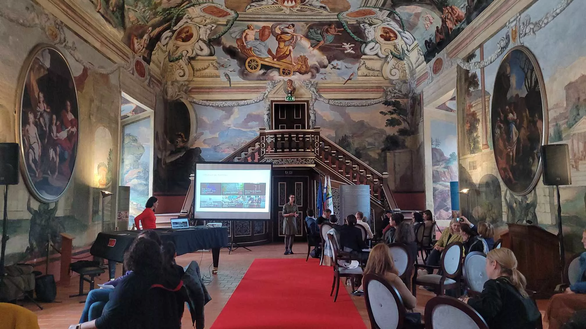 SREČANJE ZDRUŽENJA ZGODOVINSKIH MEST SLOVENIJE V MESTU NA SOTOČJU SAVE IN KRKE