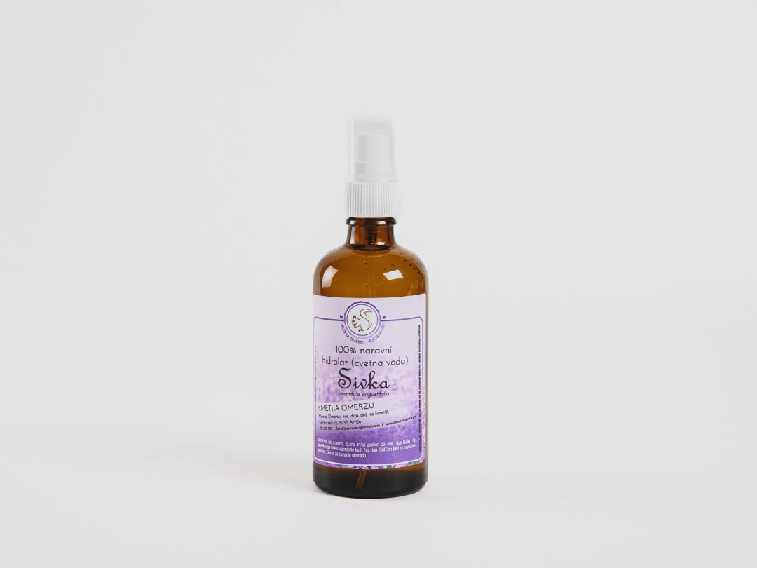 Stella sparkling wine with Pišečka apricot flavor