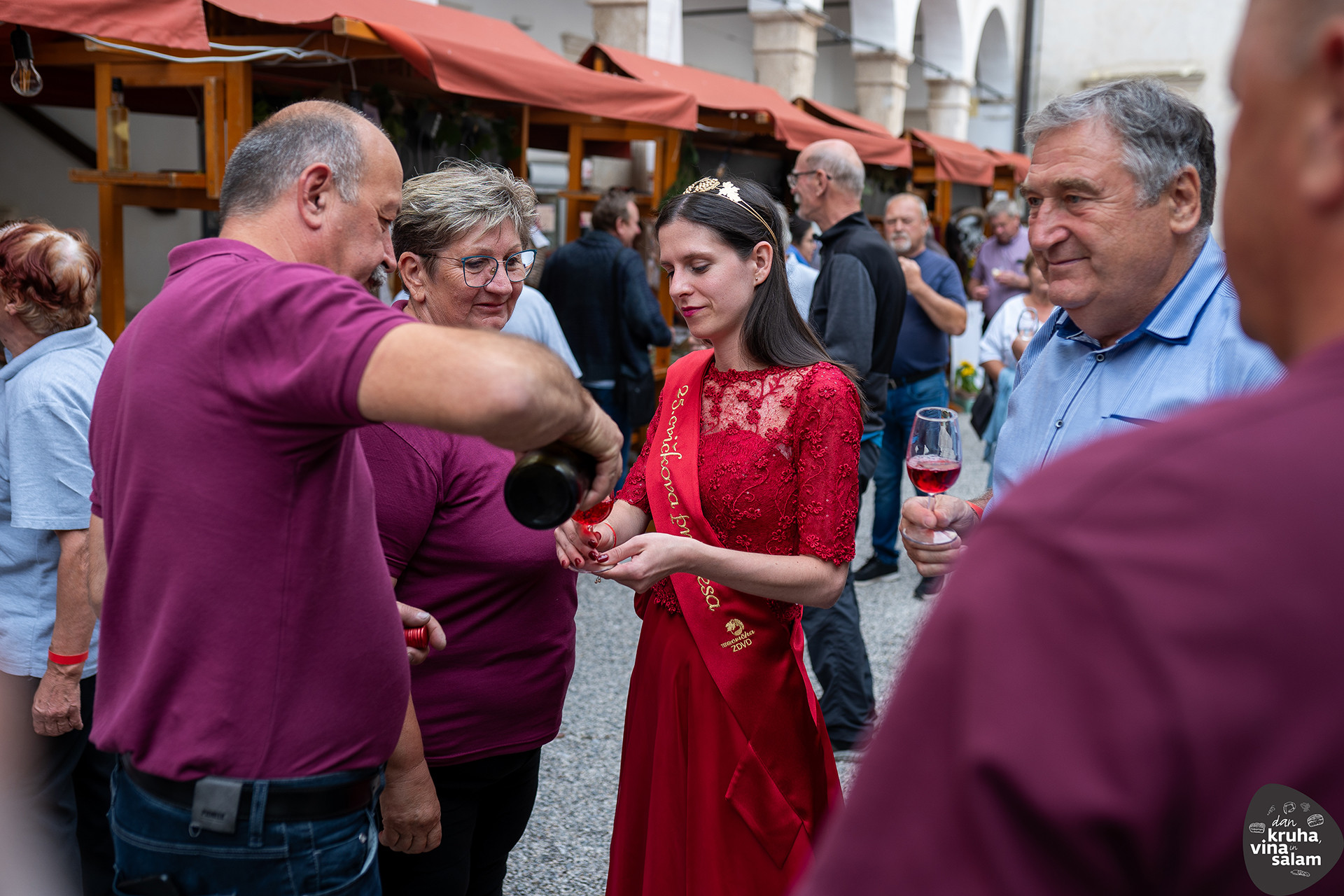 Uspešen Dan kruha, vina in salam v Brežicah