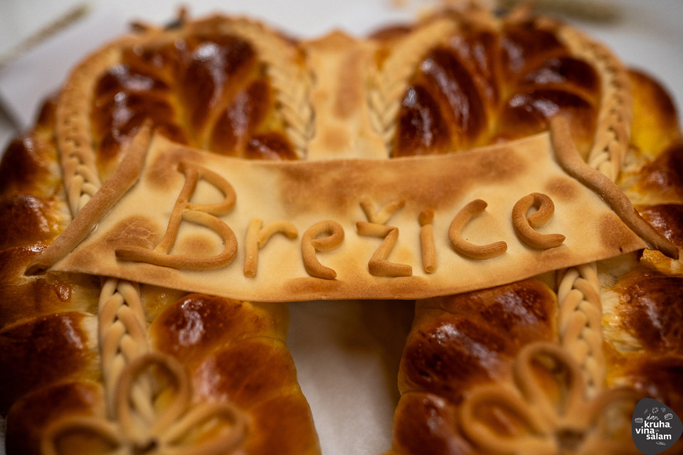 Uspešen Dan kruha, vina in salam v Brežicah