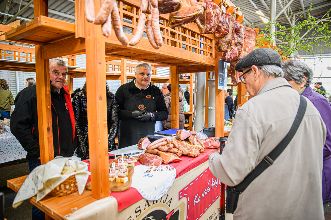 Vabilo ponudnikom za udeležbo na 2. Velikonočni tržnici