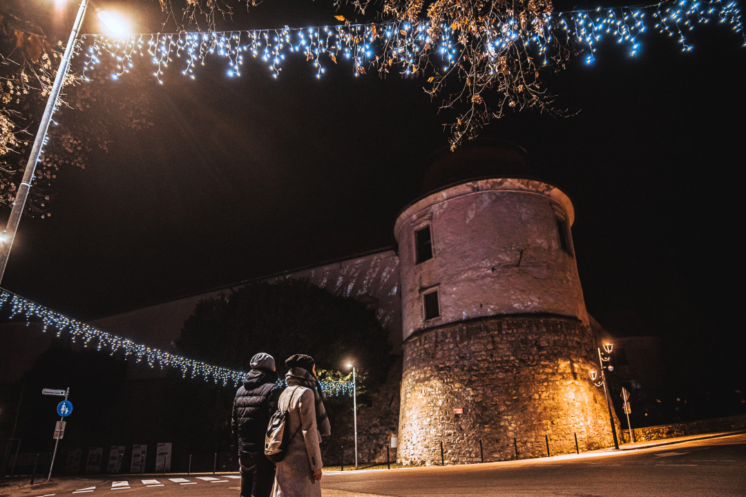 Večerni ogled muzeja z Janezom Vajkardom Valvasorjem in njegovo ženo Ano Maksimilo