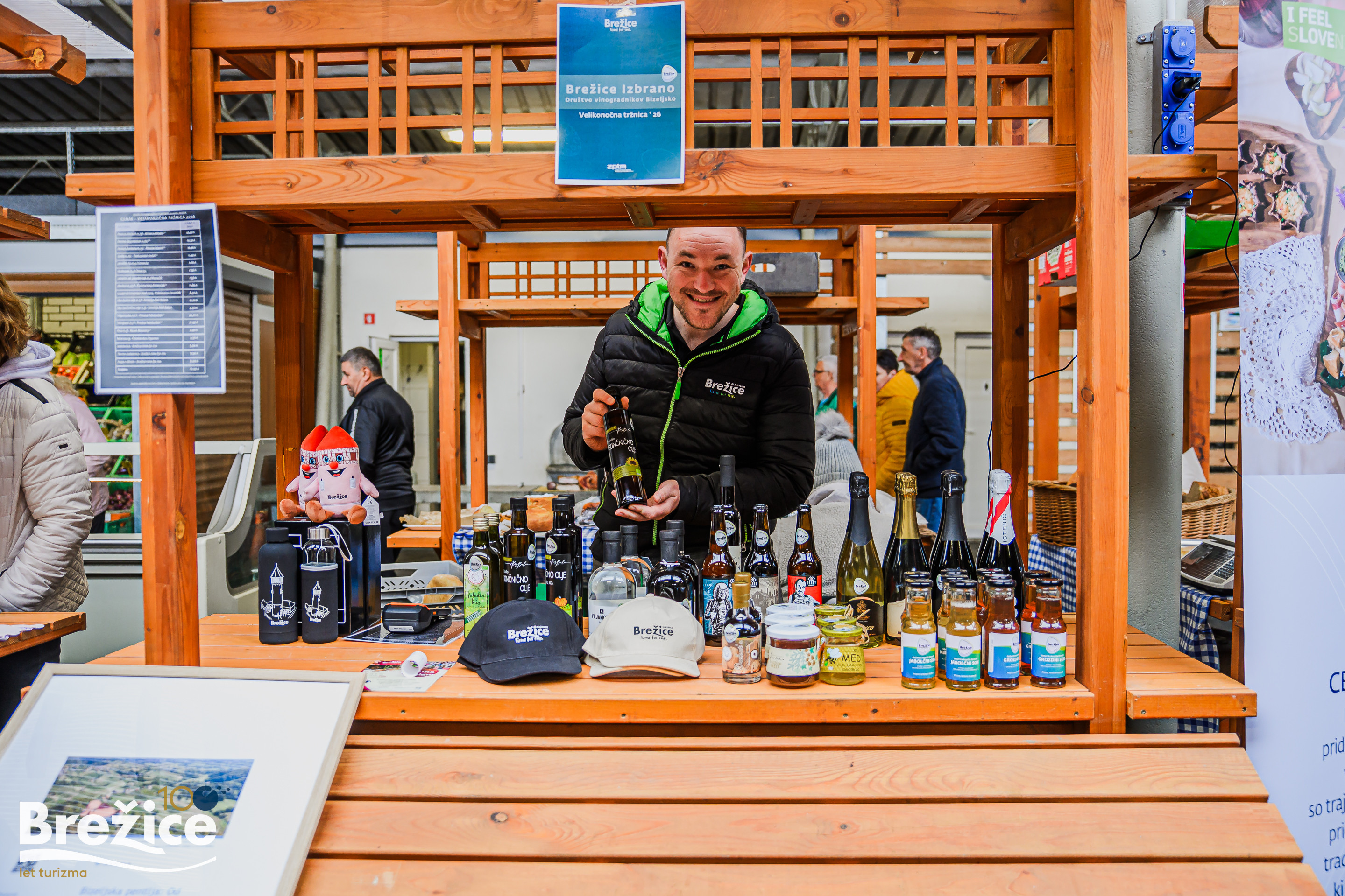 Velikonočna tržnica v Brežicah znova združila lokalne ponudnike