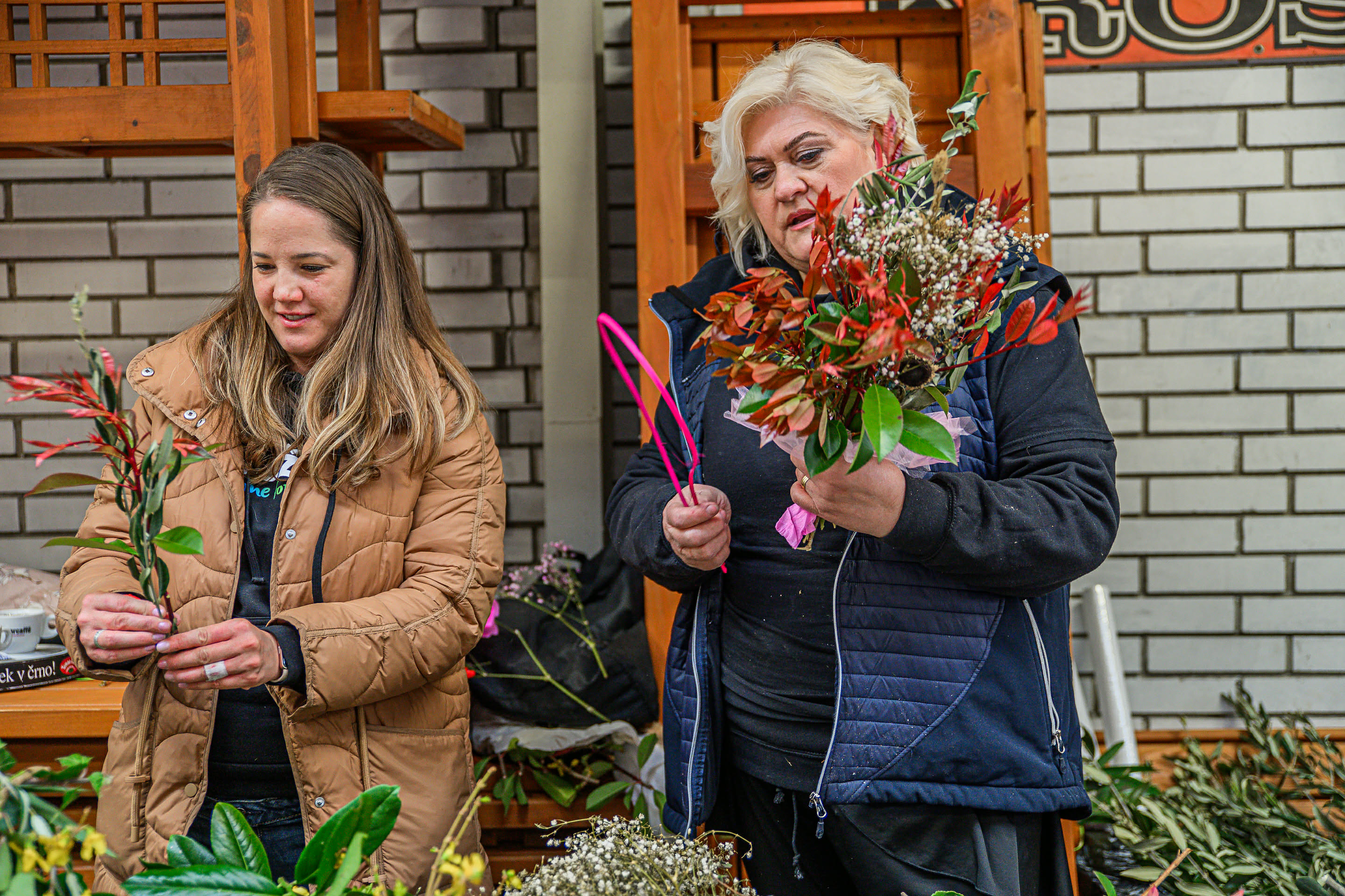 Velikonočna tržnica v Brežicah znova združila lokalne ponudnike
