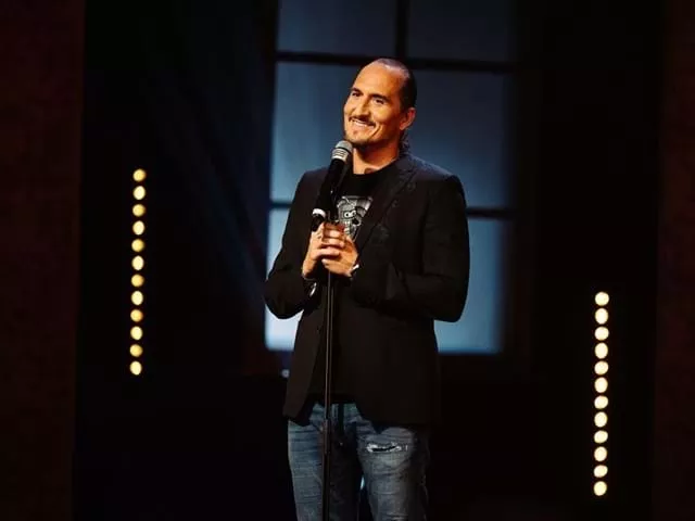 Vid Valič: Strast, dojenček in rompompom