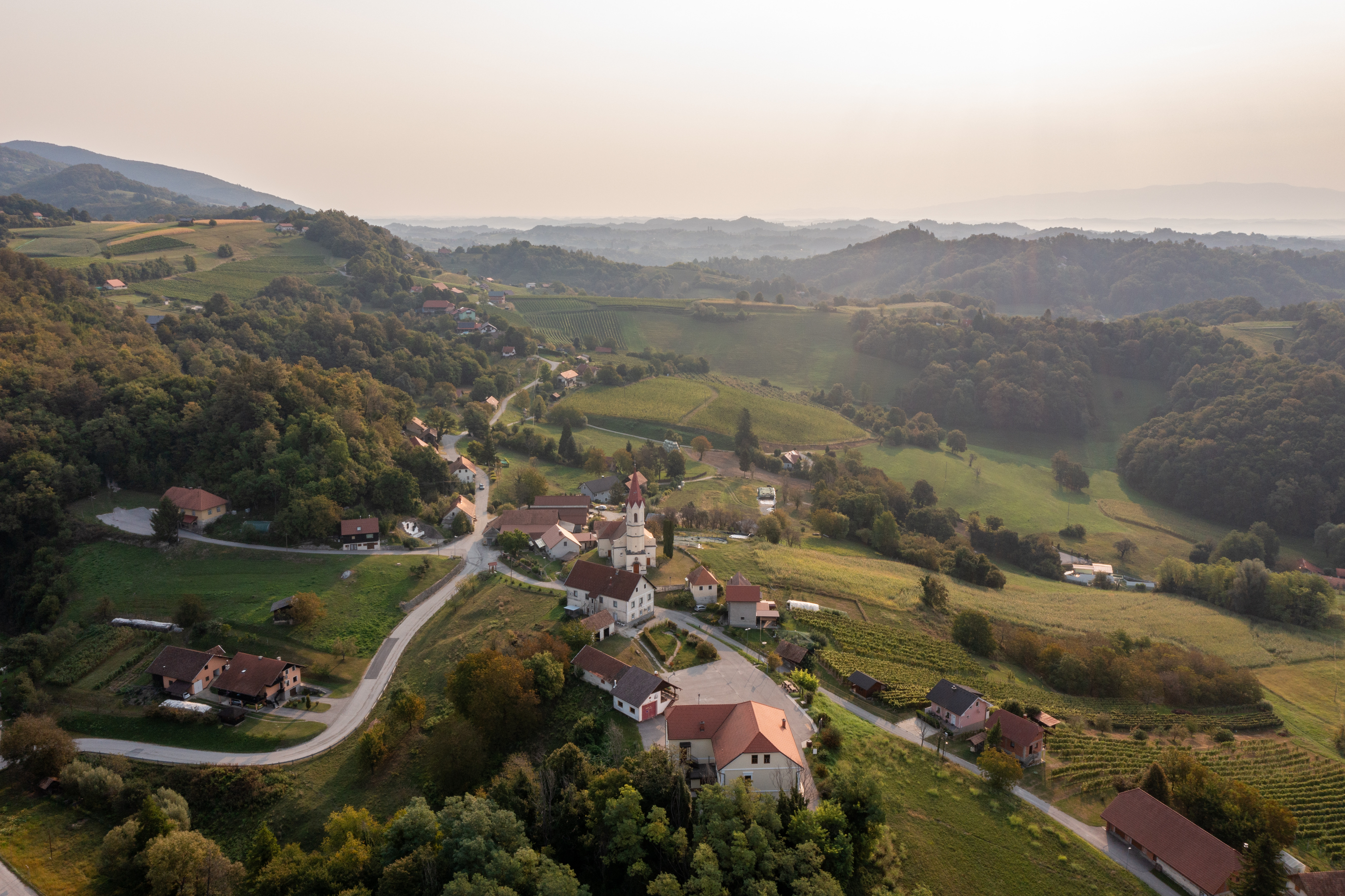 Župnijska cerkev sv. Martina, Sromlje